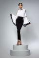 Bluza eleganta din vascoza, alba, accesorizata la gat cu un colier  BBY-BL06V