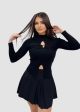 Bluza neagra cu detaliu decorativ auriu IT-BL85F